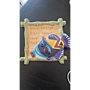 Vtg Ben Diller Ceramic 3D Wall Hanging Hawaii Please Remove Your Shoes 2001 Humu